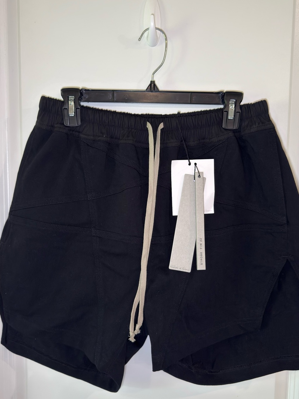 Rick Owens Drawstring Waist Shorts in Black